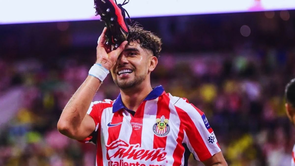 Ricardo Marín anota doblete en la goleada de Chivas sobre Tijuana